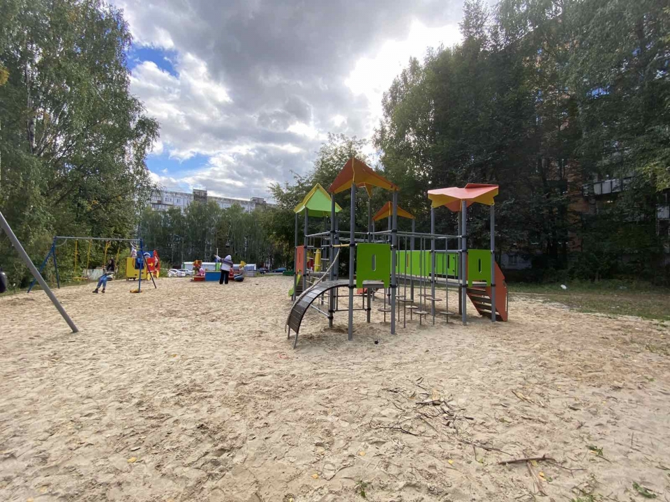 Image for Детское оборудование обновили на двух игровых площадках Советского района