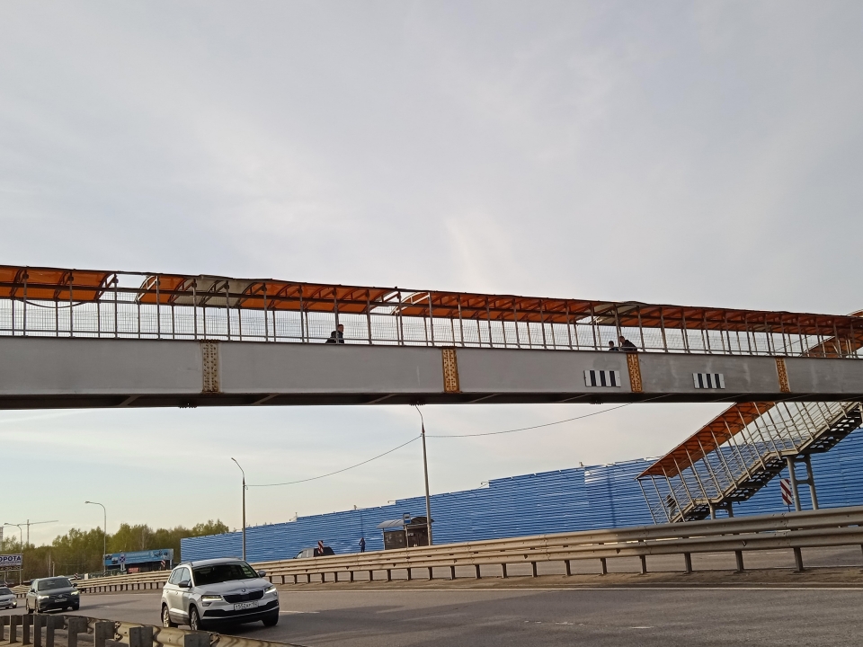 Image for Нижегородцы пожаловались на опасный деревянный мост у ТЦ 