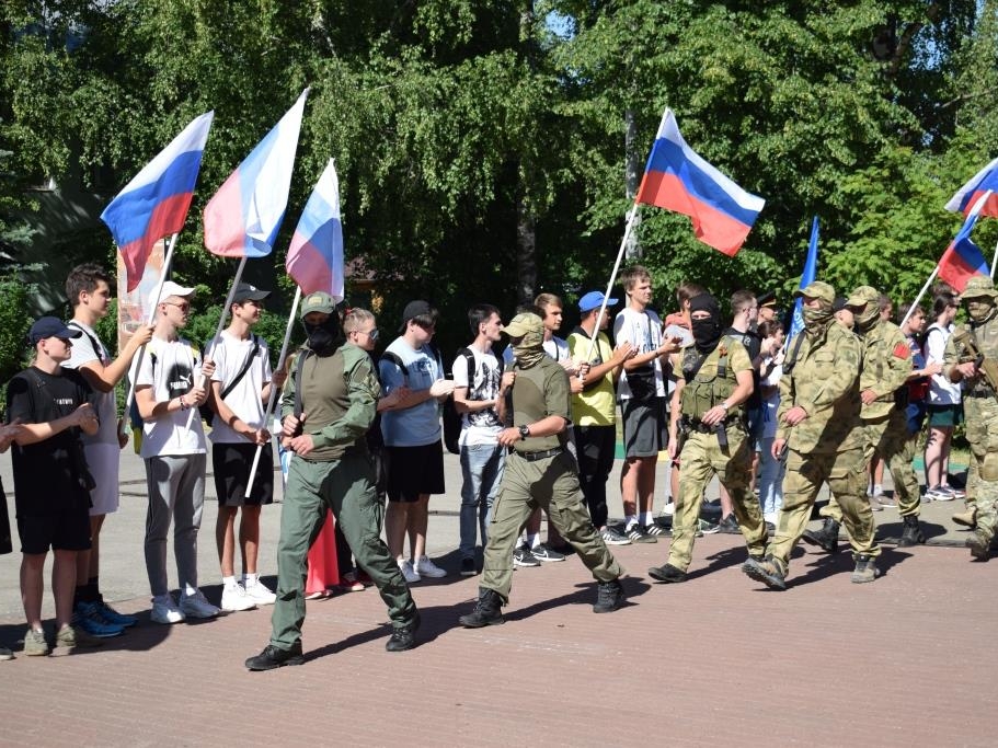 Image for Нижегородцы встретили вернувшихся со спецоперации росгвардейцев