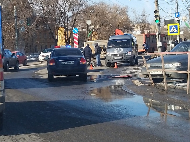 Image for Мужчина погиб под колесами КамАЗа в Московском районе (фото)