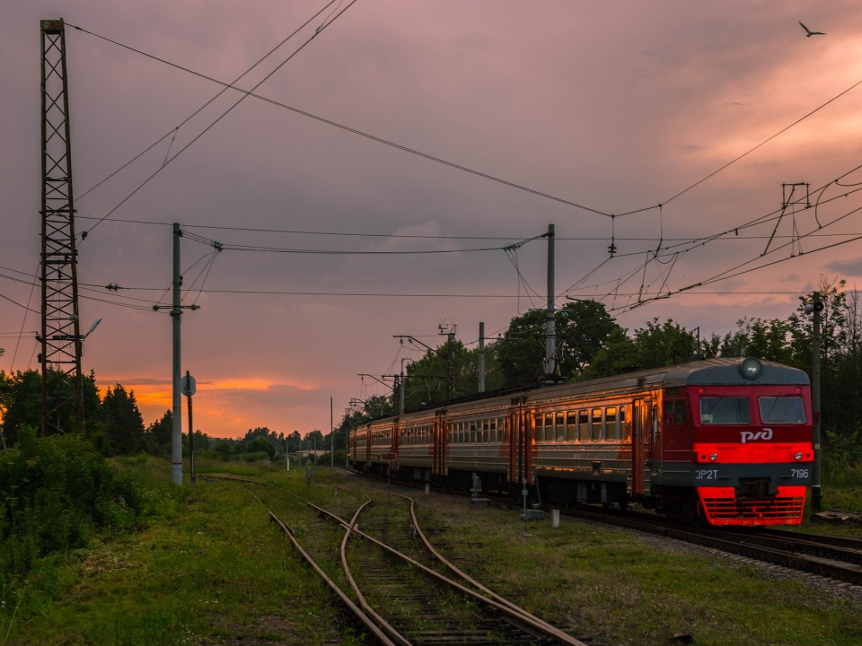 Image for Электровоз загорелся на станции в Навашинском округе