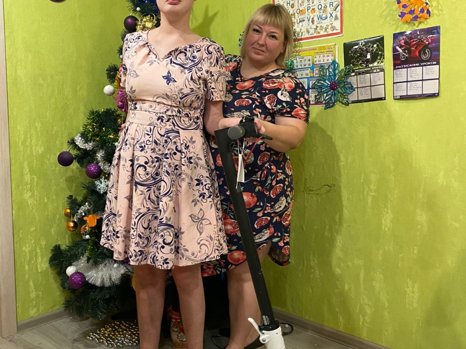 Image for 17-летняя нижегородка получила электросамокат в подарок от главы минтранса на «Елке желаний»