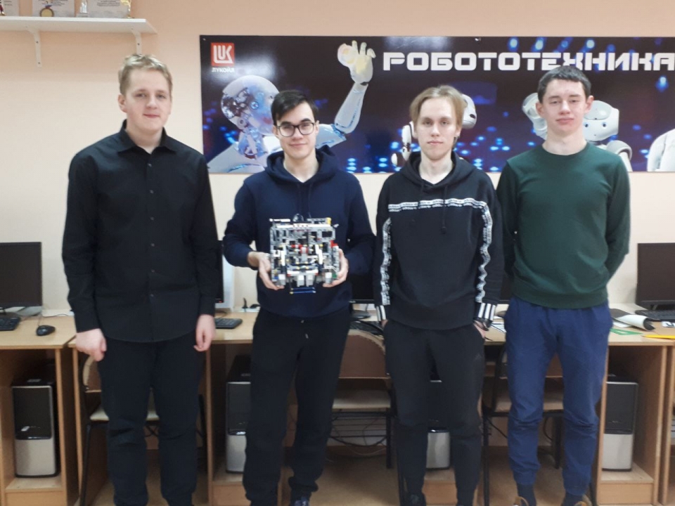 Image for Кстовский школьник стал призером всероссийской олимпиады «Робофест»