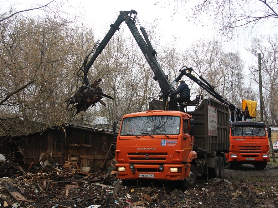 Ветхие сараи снесли в Ленинском районе Нижнего Новгорода