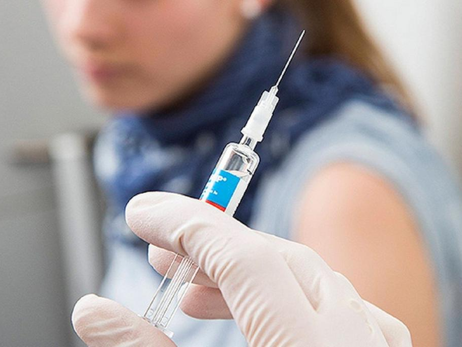 Image for Минздрав призвал нижегородцев не делать прививку от гриппа одновременно с вакцинацией от коронавируса