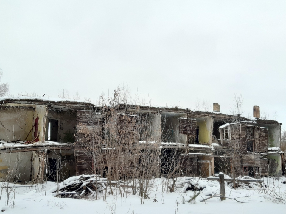 В Дзержинске продолжаются работы по сносу аварийных домов