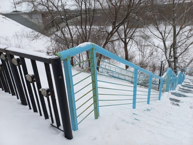 Image for Ржавчину на новой лестнице под Канавинским мостом уберут весной