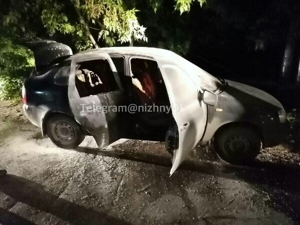 Image for Два автомобиля подожгли ночью на Сортировке в Нижнем Новгороде