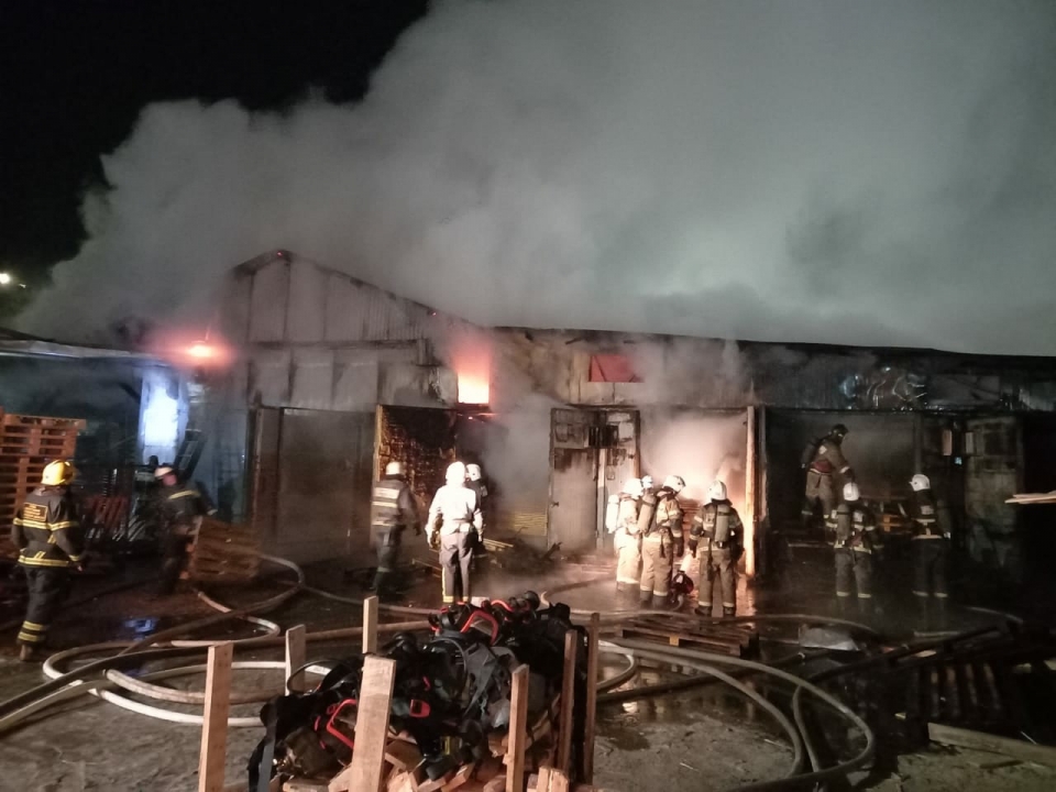 Image for Крупный пожар произошел в Сормове в ночь на 14 декабря