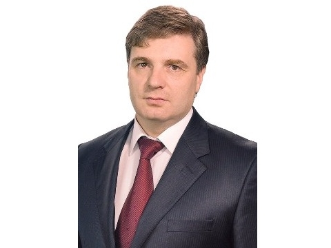 Image for Дзержинского депутата, обматерившего женщину, исключили из гордумы и политсовета партии