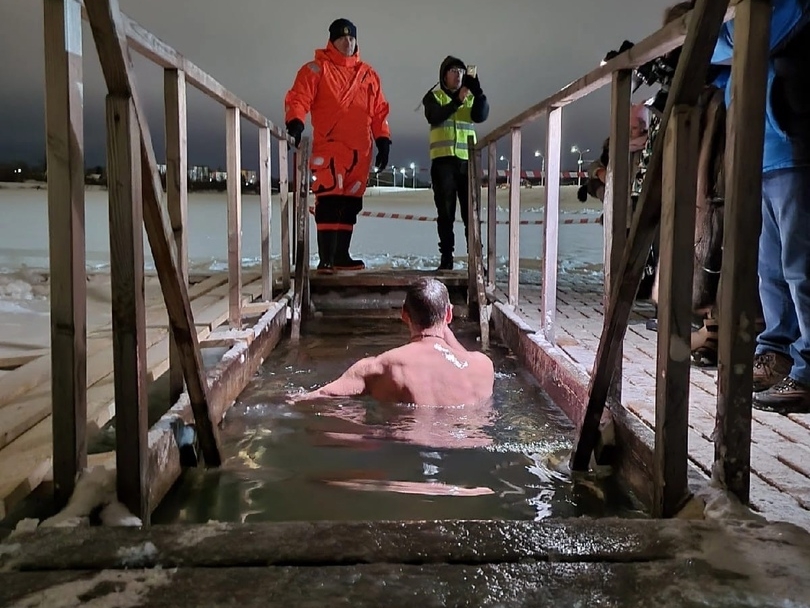 Image for Фоторепортаж: как прошли крещенские купания в Нижнем Новгороде 