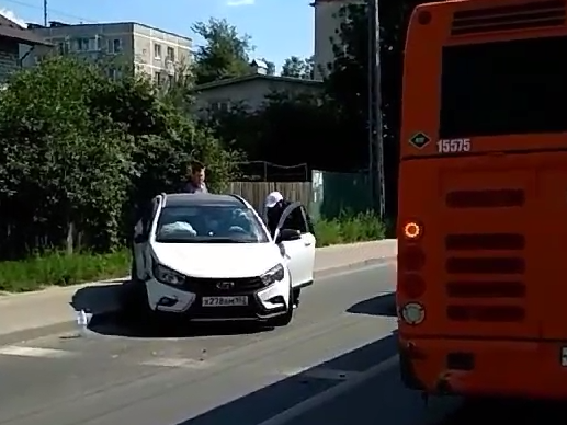 Image for Водитель «Лады» пострадал в ДТП с автобусом в Нижнем Новгороде 7 августа