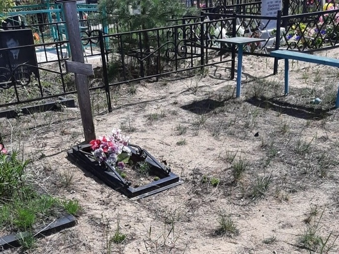Image for Больше 10 могил на сормовском кладбище пострадало от рук вандалов в Нижнем Новгороде