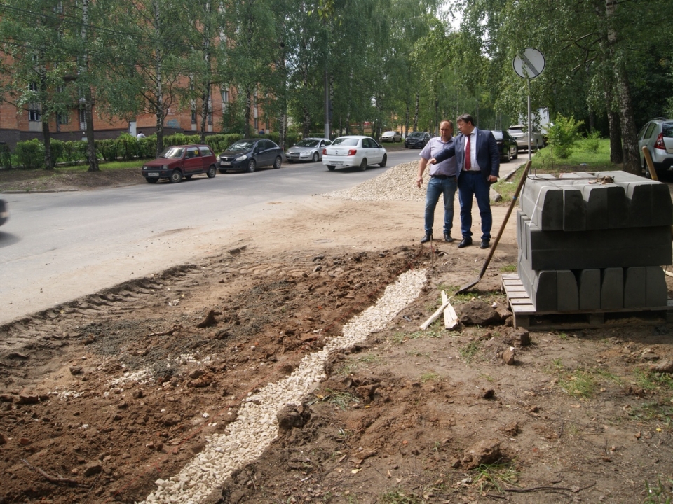 Количество парковочных мест в Советском районе увеличат по просьбе жителей