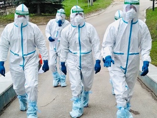 Назван срок окончания пандемии коронавируса в России