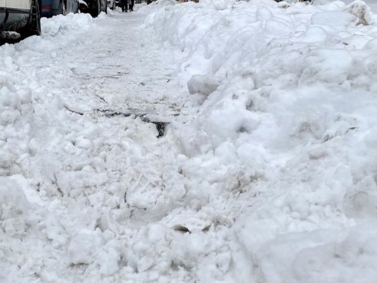 Image for Более 20 дел заведено на нижегородских коммунальщиков за плохую уборку снега