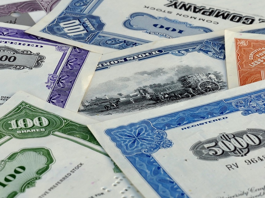 Клиенты ВТБ приобрели бессрочные субординированные облигации банка на 48 млрд рублей 