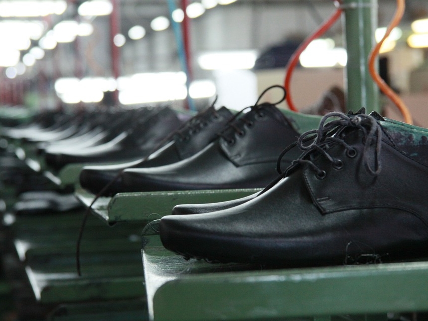 Image for Контрафактную обувь продавали в двух торговых точках Нижнего Новгорода