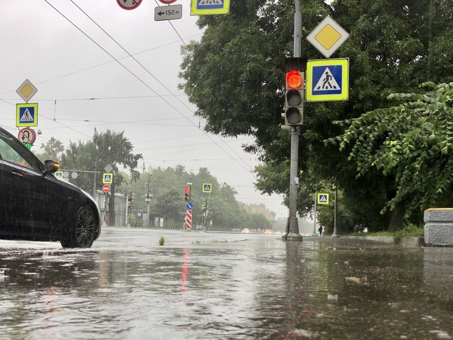 Image for В ближайшие часы Нижегородскую область накроет гроза 