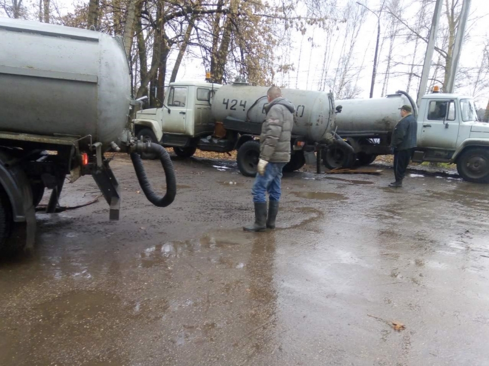 Image for Более 1,5 тысяч кубометров дождевой воды откачали в Сормове в ноябрьские праздники