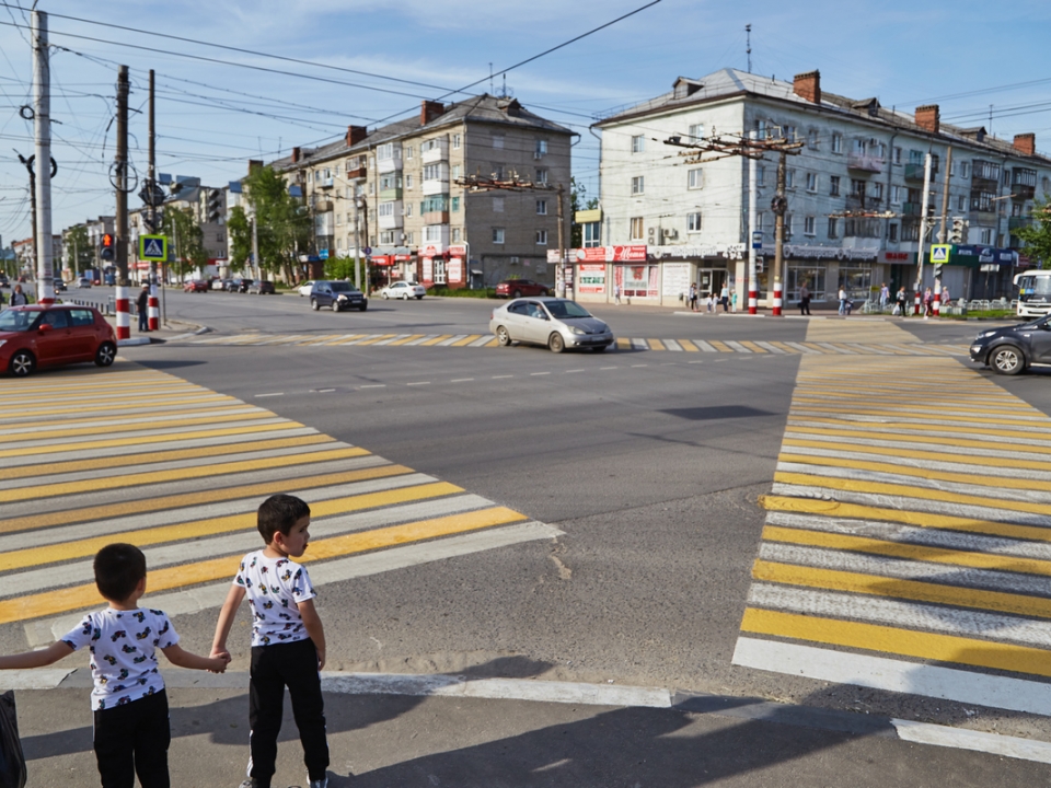 Image for  На пешеходном переходе в Дзержинске появилась первая в регионе диагональная разметка 