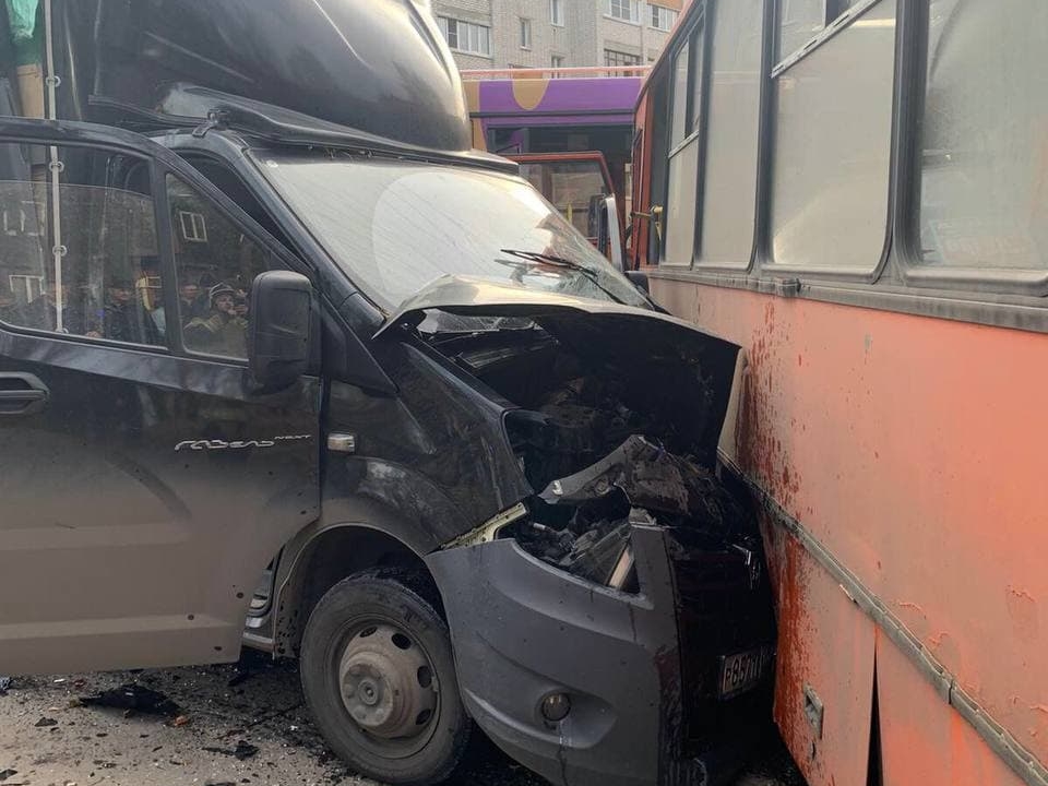 Image for Уголовное дело завели после массового ДТП с автобусами в Нижнем Новгороде