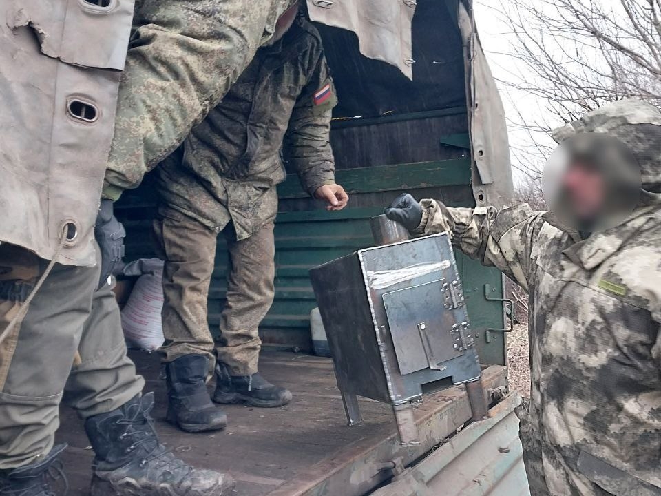 Image for 10 тонн гумпомощи получил нижегородский батальон имени Минина