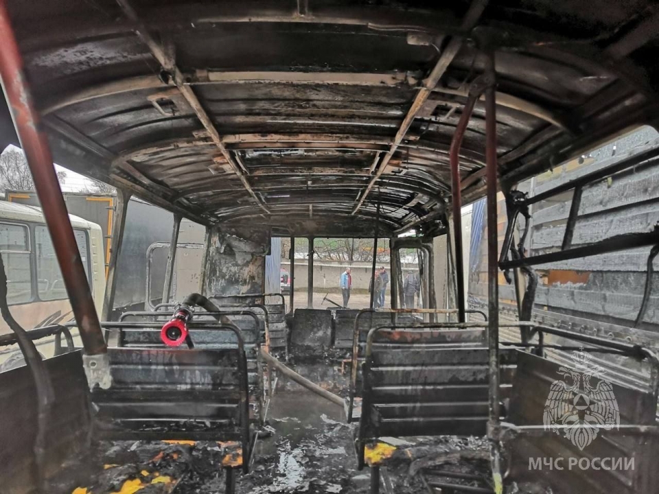 Image for Автобус ПАЗ сгорел дотла в Дзержинске утром 1 апреля