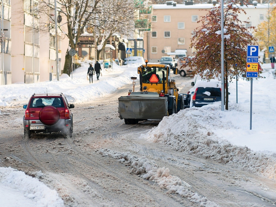 Image for Гнеушев потребовал вести круглосуточные проверки качества уборки снега на нижегородских дорогах