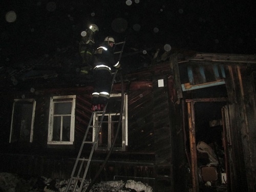 Image for Два человека погибли на пожаре в Вознесенском районе