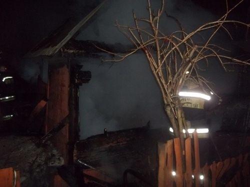 Image for Человек погиб на пожаре в садовом домике на Бору