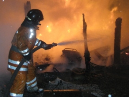 Image for Два жилых дома сгорели ночью в Семенове