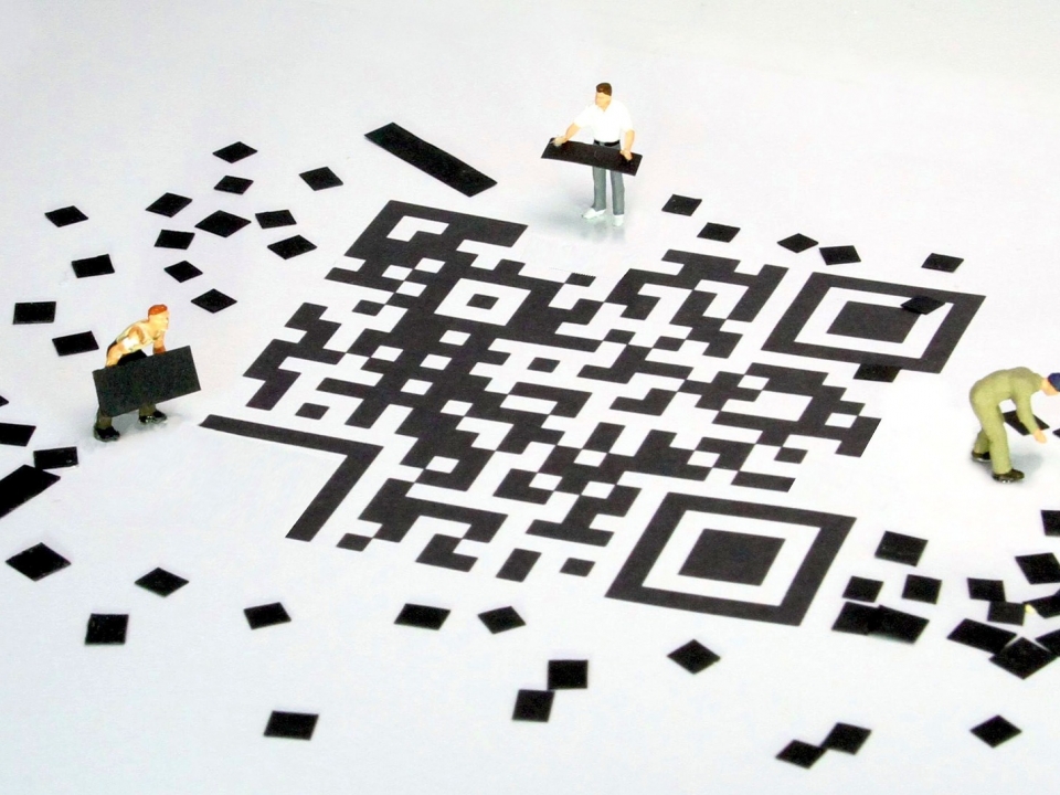Image for QR-коды появились на детских площадках в нижегородской 