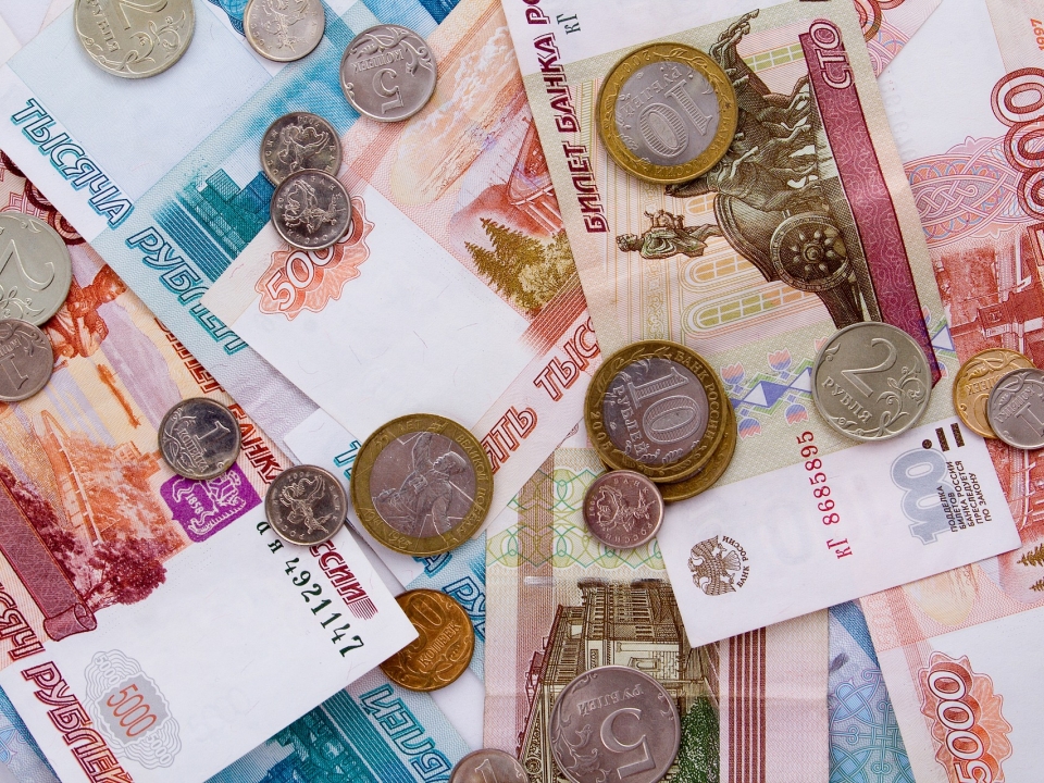 Image for Средняя зарплата нижегородцев выросла на 4,1%