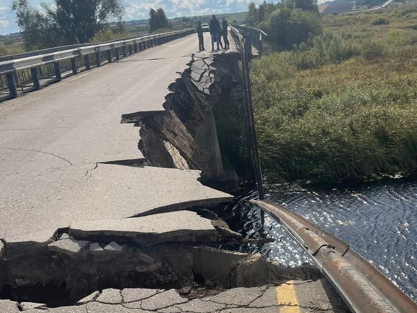 Image for 92 млн рублей выделят на ремонт рухнувшего моста через Ургу в Нижегородской области