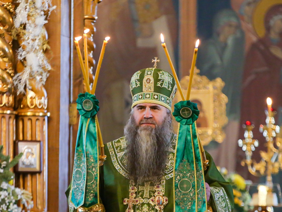 Image for Митрополит Георгий провел Божественную литургию в память о Серафиме Саровском в Дивееве