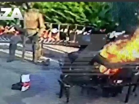 Image for Опубликовано видео самосожжения нижегородской журналистки у здания ГУ МВД