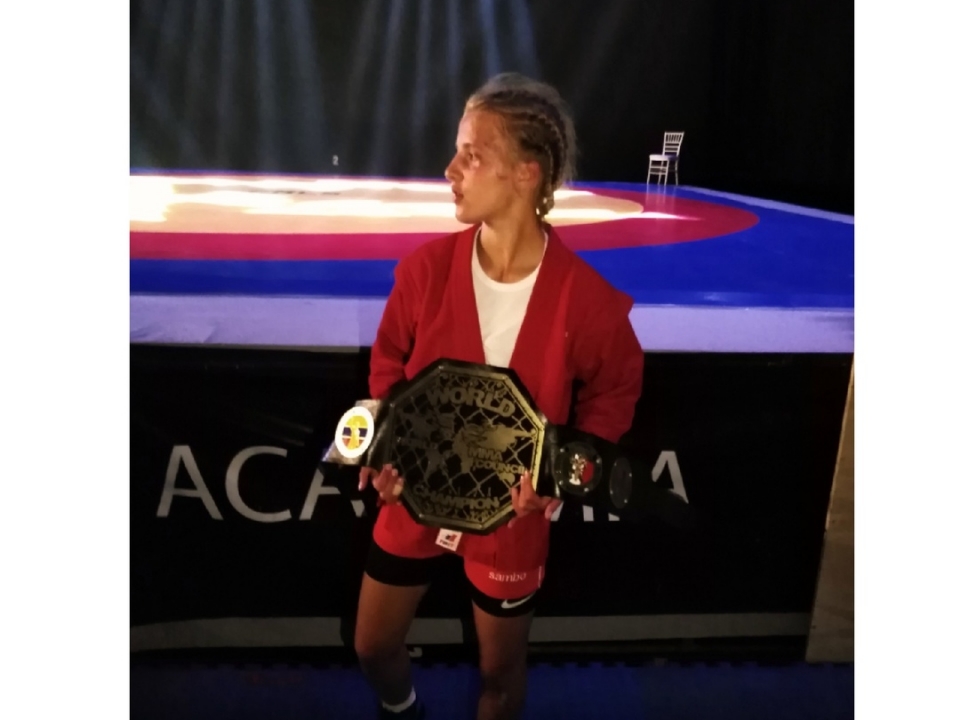 «Я девушка, а не халк»: Евгения Лабутина из Выксы стала победительницей Международных игр единоборств