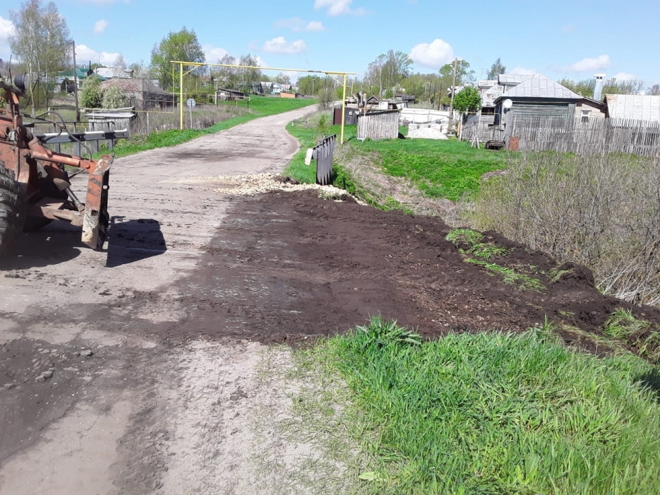 Image for В Шатковском районе восстановили поврежденную ливнем дорогу