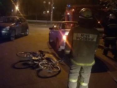 Image for Водитель насмерть сбил 24-летнего велосипедиста в Шатковском районе