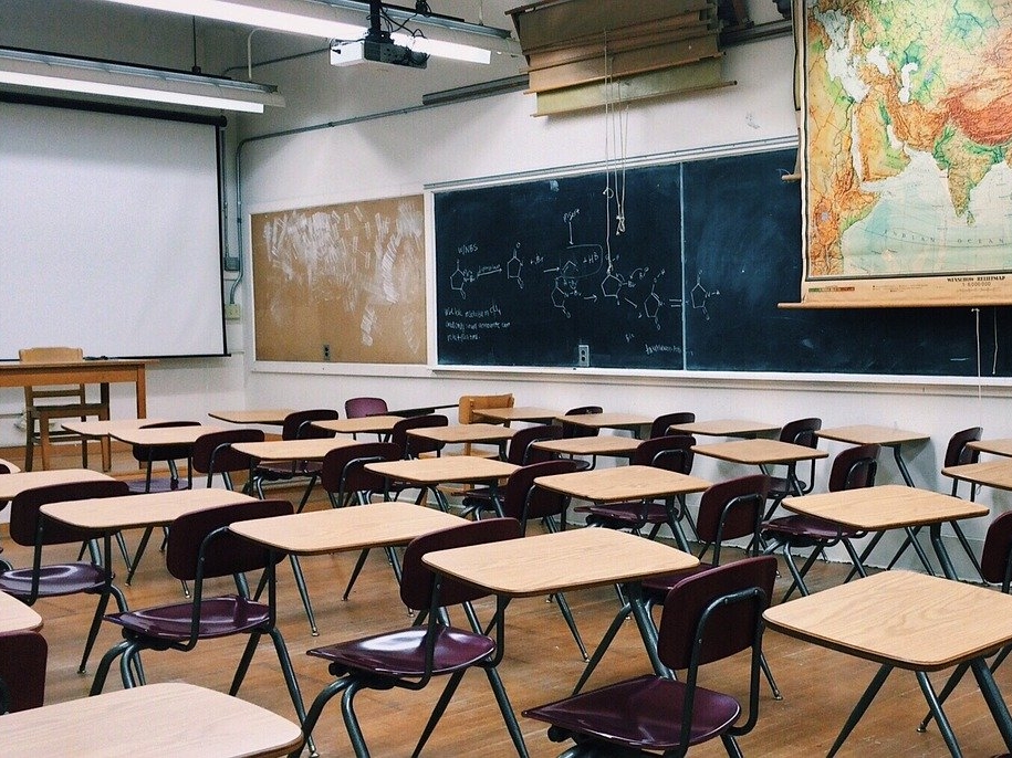 Учебный процесс в нижегородских школах и вузах возобновится 6 апреля