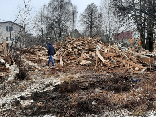 Заброшенное здание школы снесли в Приокском районе