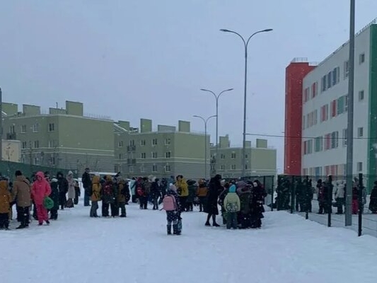 Image for Бастрыкин поручил разобраться с массовым «минированием» школ в Нижнем Новгороде