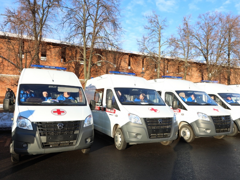Image for Нижегородские ЦРБ получили 30 новых машин скорой помощи