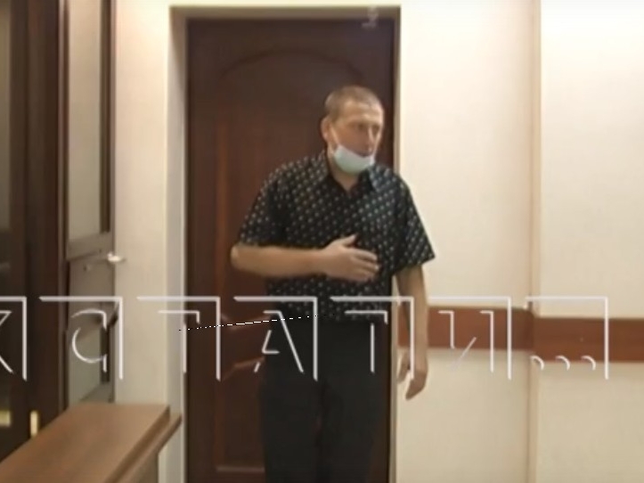 Image for Нижегородский инкассатор случайно застреливший своего коллегу предстал перед судом