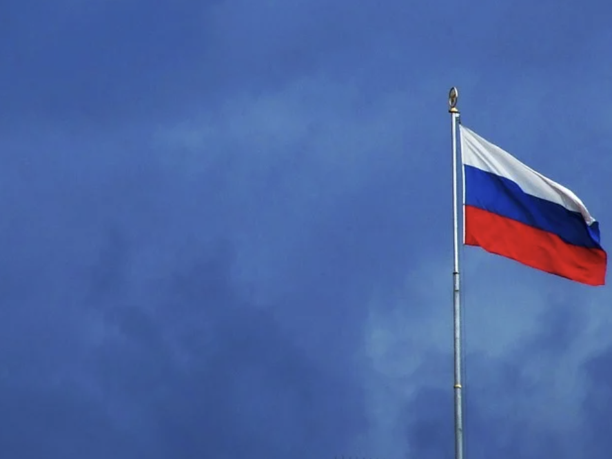 Image for 75 млн рублей получит Нижегородская область на закупку флагов и гербов для школ