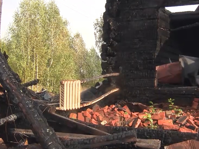 Image for Многодетная нижегородка почти год не может получить жилье после пожара
