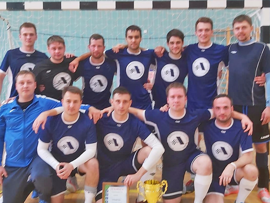 Image for Золото взяла команда «Знамя-АПЗ» на открытом кубке Арзамаса по мини-футболу