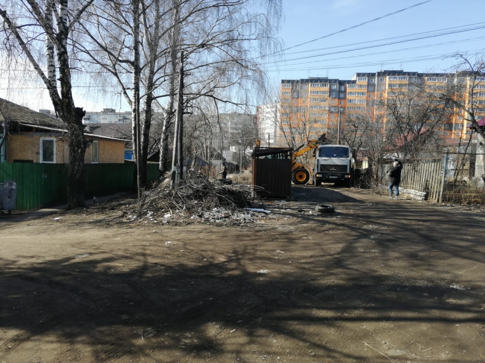 Несанкционированные свалки ликвидировали в Володарском районе