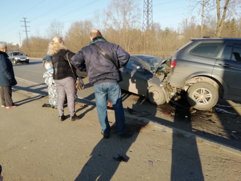 Image for Массовая авария у зоопарка «Лимпопо» произошла в Нижнем Новгороде